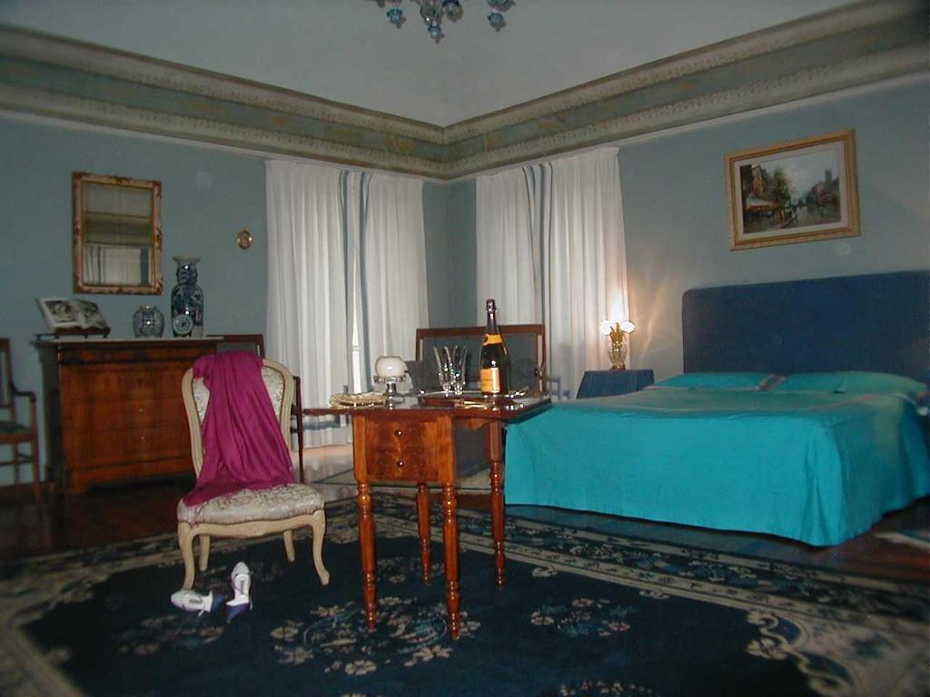 Torre dei Frati Bed&Breakfast Fossano Rom bilde