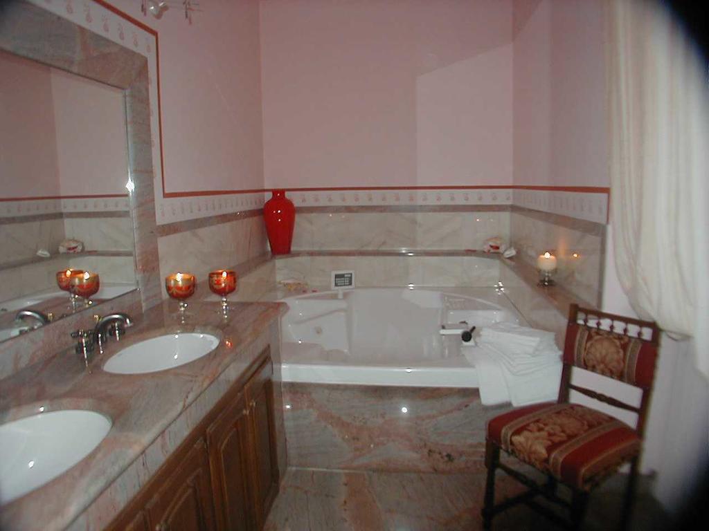 Torre dei Frati Bed&Breakfast Fossano Rom bilde