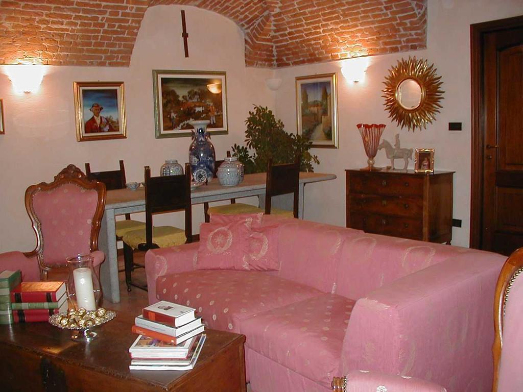 Torre dei Frati Bed&Breakfast Fossano Eksteriør bilde